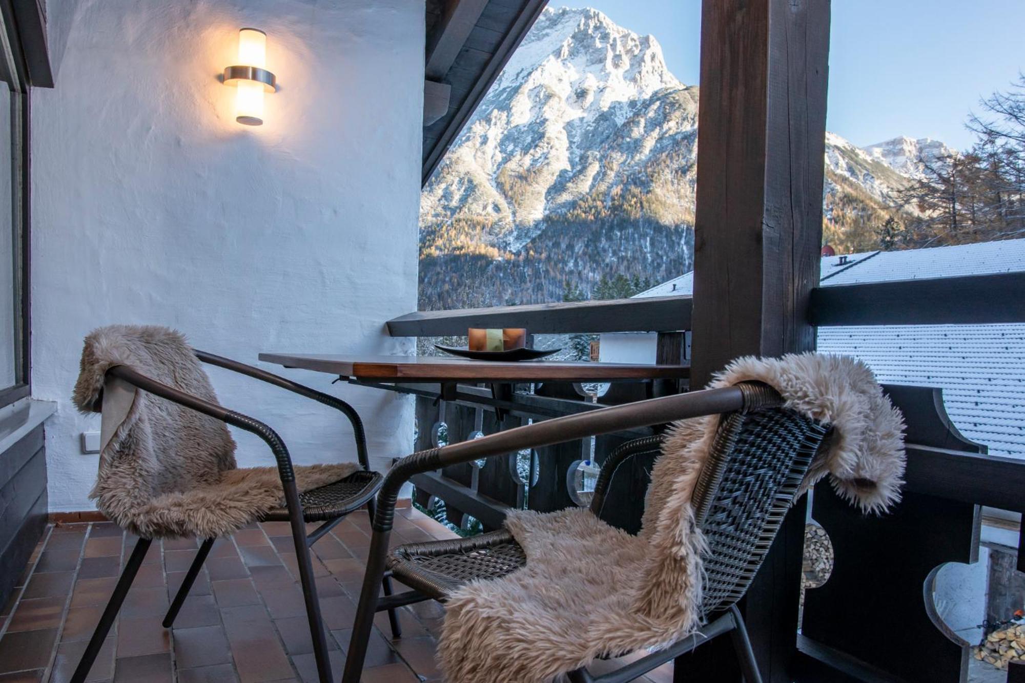 Ferienhaus Zauberberg - Magie Der Alpen - By Loewenherz Mittenwald Kültér fotó